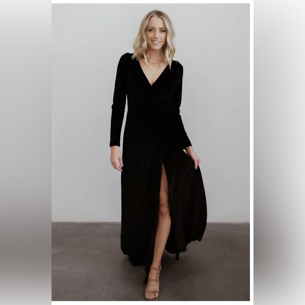 NWT Esmeralda Velvet Wrap Dress
